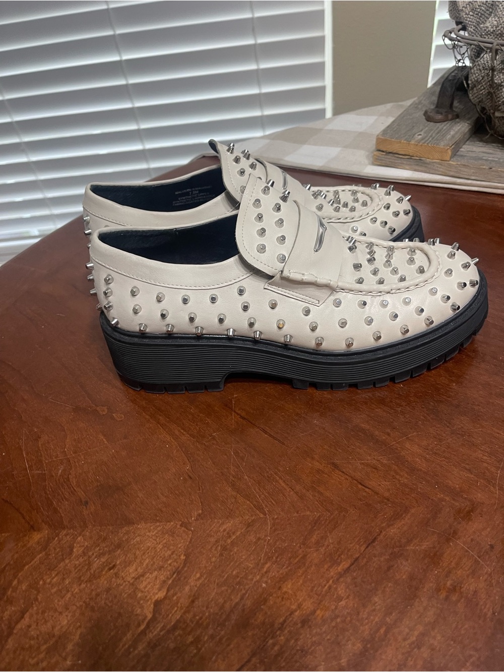 Steve Madden  Malvern Studded Loafers lug - Picture 5 of 10